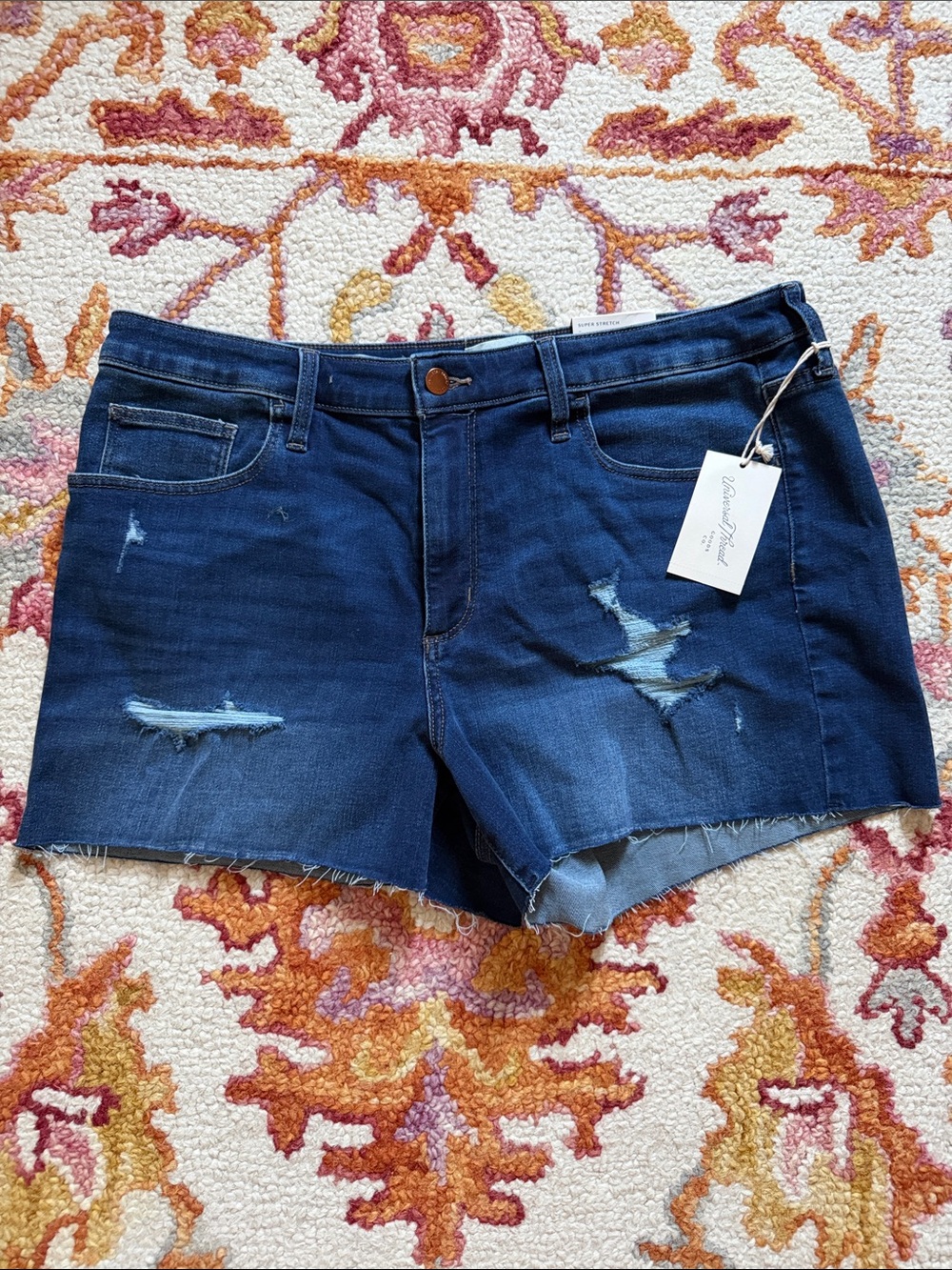 4/$25 SALE NWT Universal Thread Dark Blue Distressed Denim Shorts